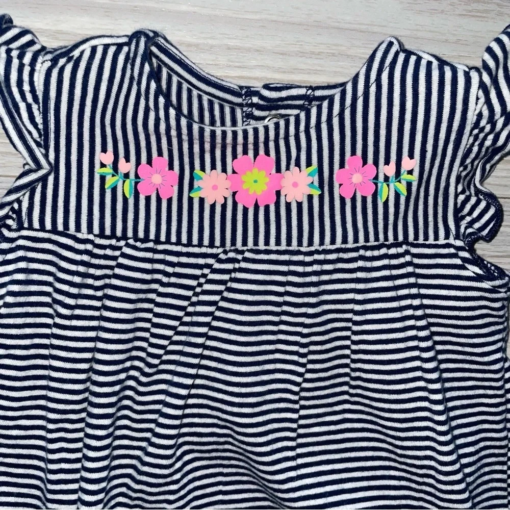 ⭐Carter’s Baby Girls Onesie Dress 0–3 Months⭐